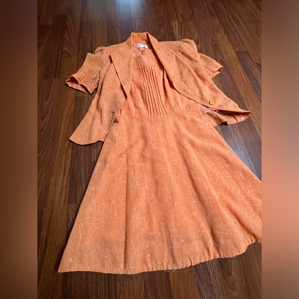 Vintage 60s 2 Piece Suit Lined Dress Blazer Jacket Peach Orange Size S XS